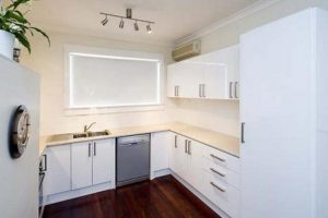 4 Wallace Street, kitchen